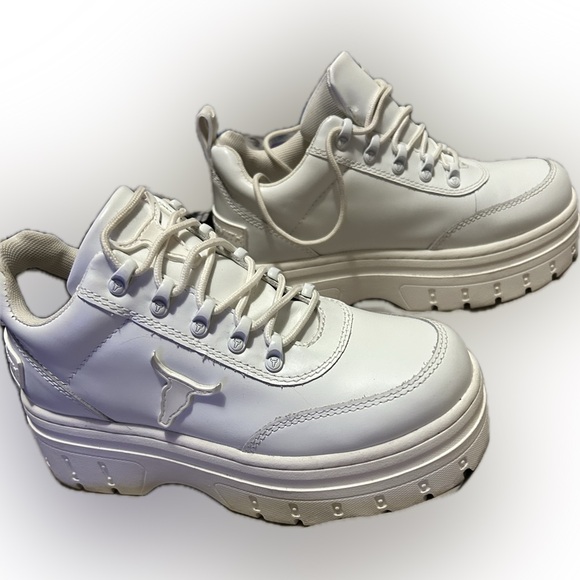 Windsor Smith Lux Sneakers - Picture 2 of 5